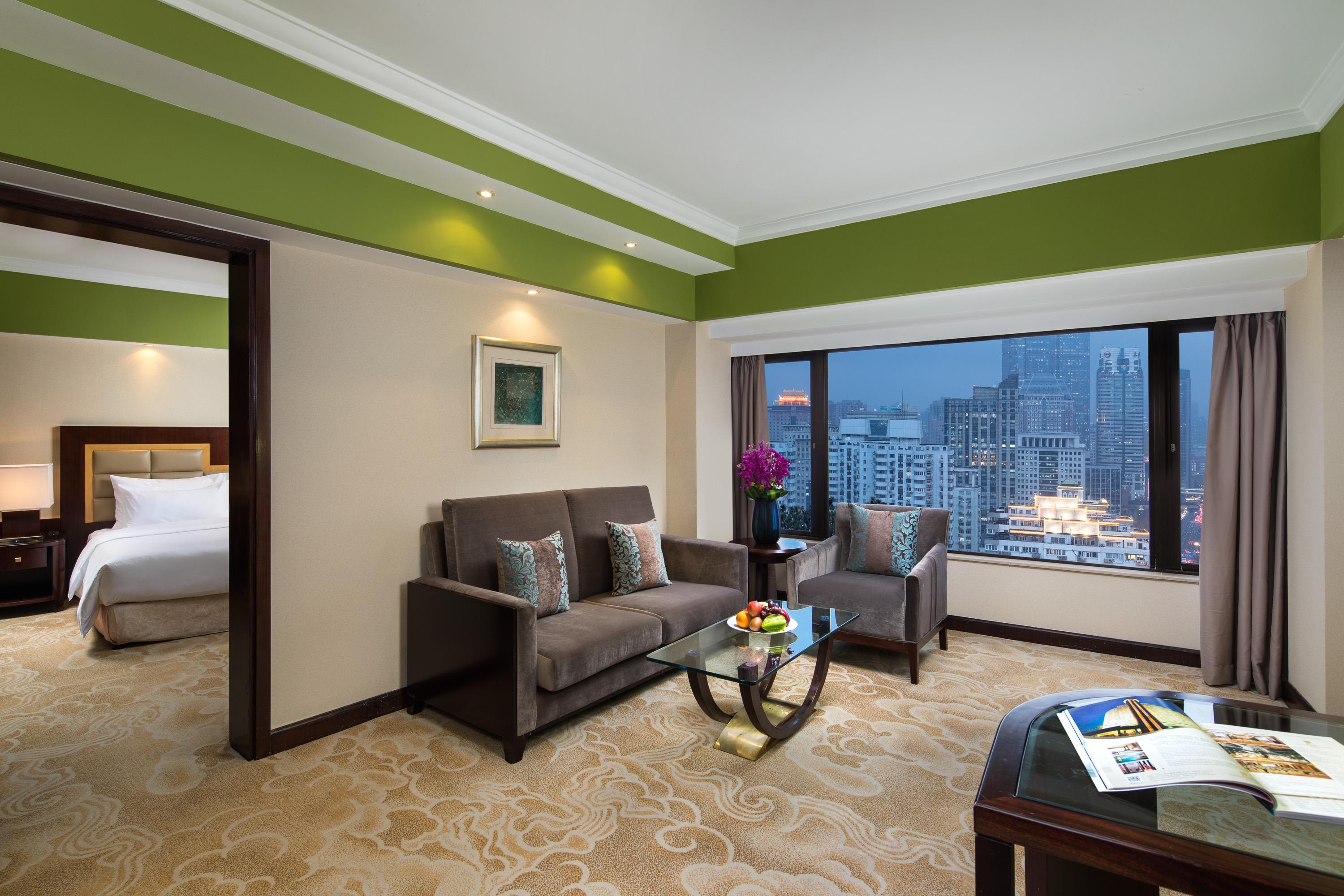 Hua Ting Hotel And Towers เซี่ยงไฮ้ ภายนอก รูปภาพ