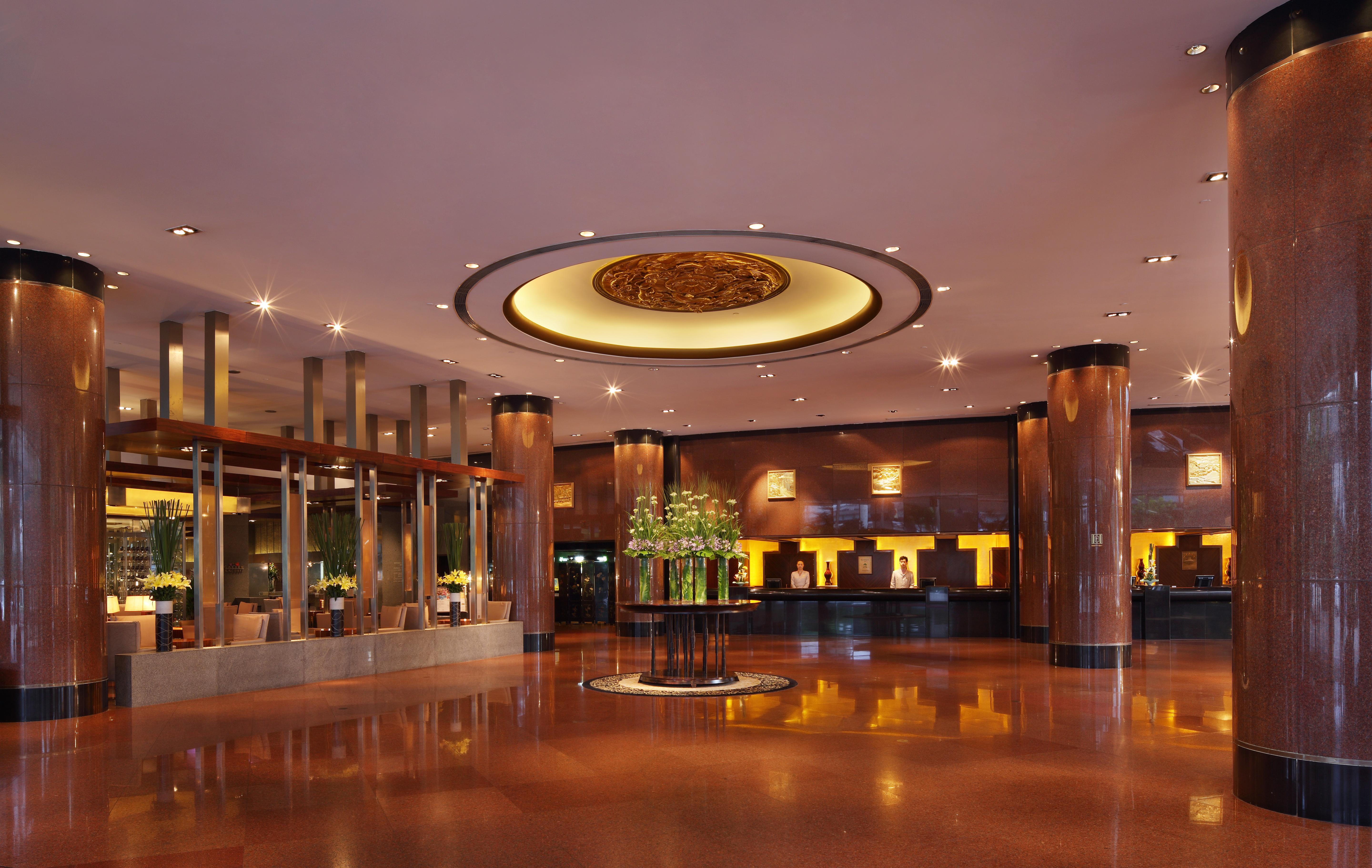 Hua Ting Hotel And Towers เซี่ยงไฮ้ ภายนอก รูปภาพ
