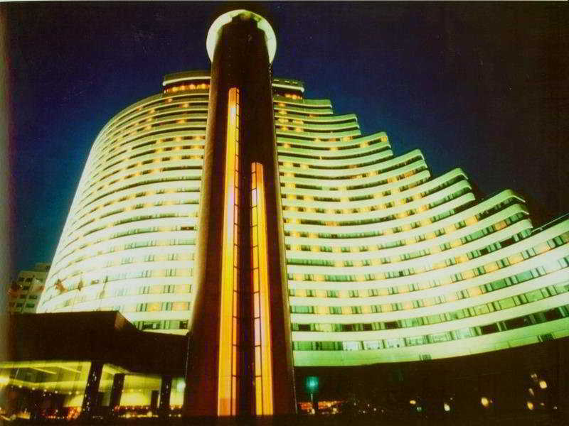 Hua Ting Hotel And Towers เซี่ยงไฮ้ ภายนอก รูปภาพ